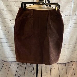 Savane || Brown corduroy skirt with front pockets.  Measurements in pictures